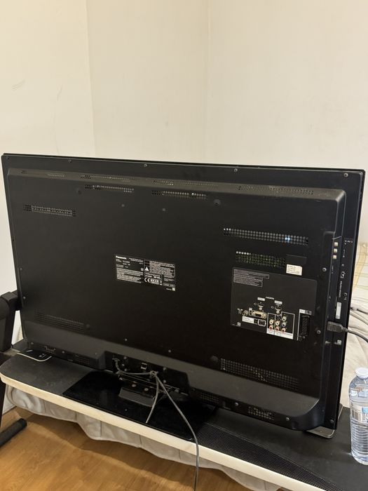 Televisão Panasonic 42” – Modelo TX-L42E3E