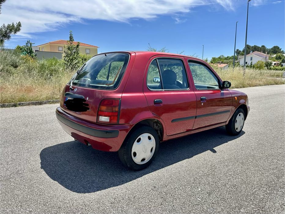 Nissan Micra 1.0 Apenas 170 mil kms