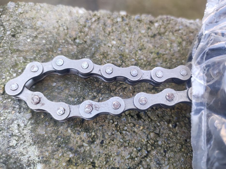 Corrente para calha de portão de garagem