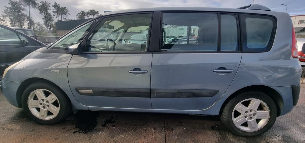 RENAULT ESPACE 2.0I DE 2005 DISPONÍVEL PARA PEÇAS