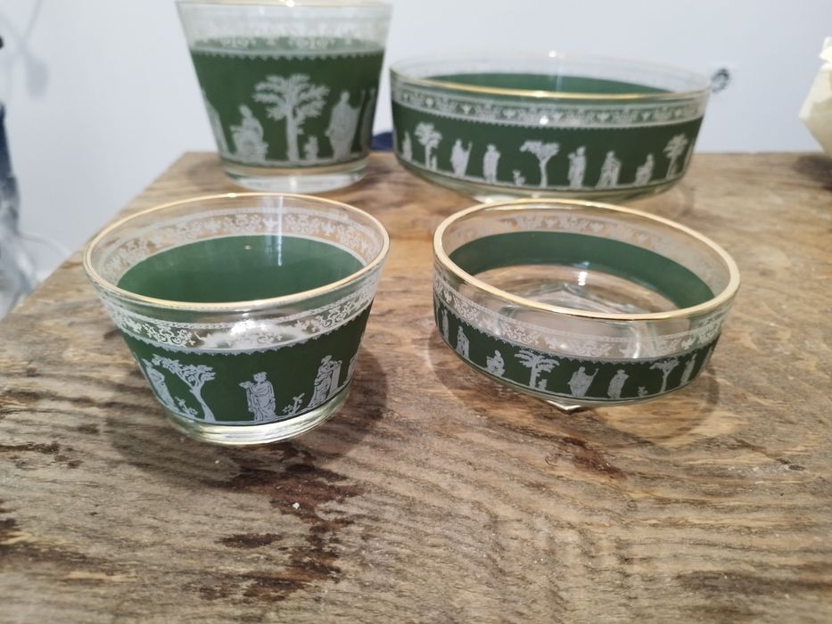 Zestaw szklanych naczyń Hellenic Green Jeannette, nowy w pudełku 1988r