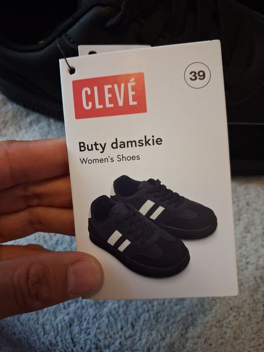 Buty damskie  R.39 nowe