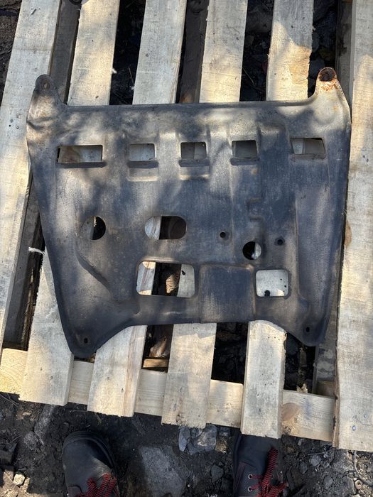 Защита двигателя dacia solenza