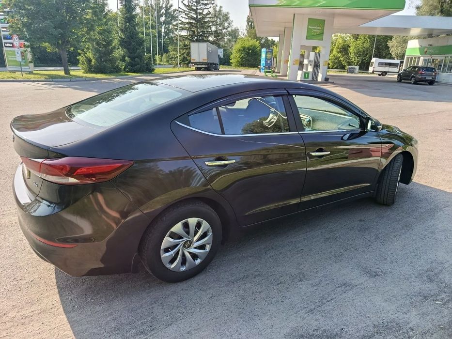 Продам Hyundai Elantra 2018
