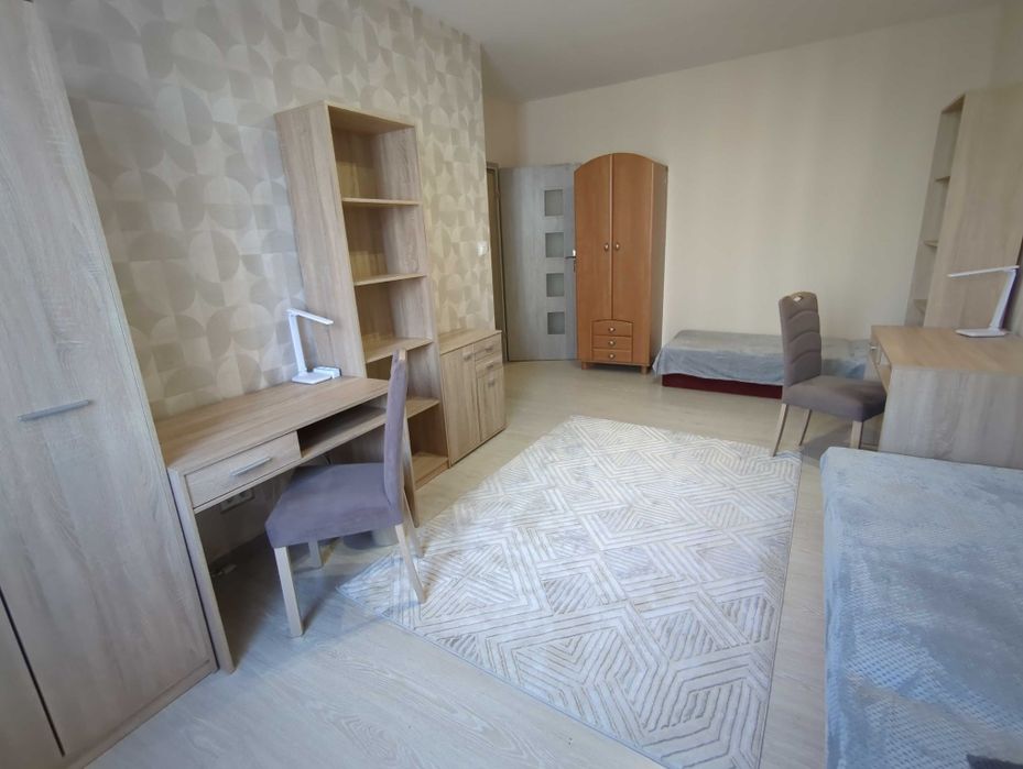 825 zł - Pokój 20 m² – Centrum / Politechnika – Parking – 2 WC – 2Gb/s