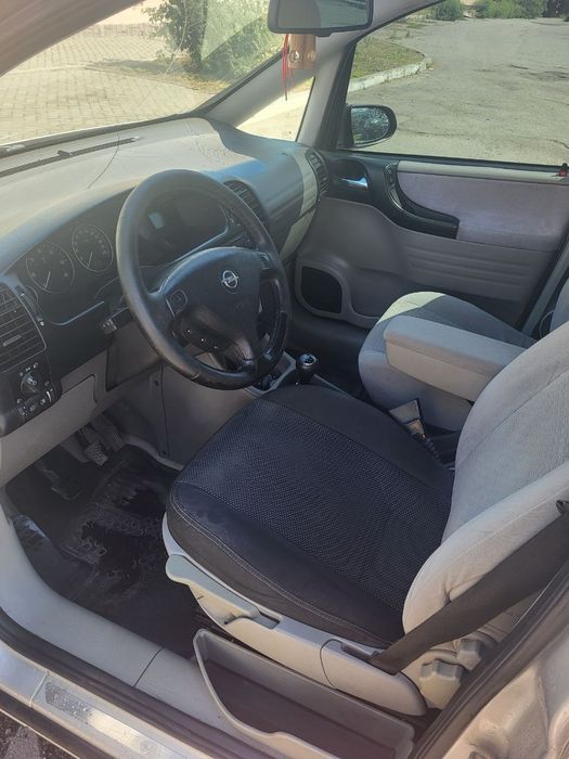 Продам автомобиль Opel Zafira