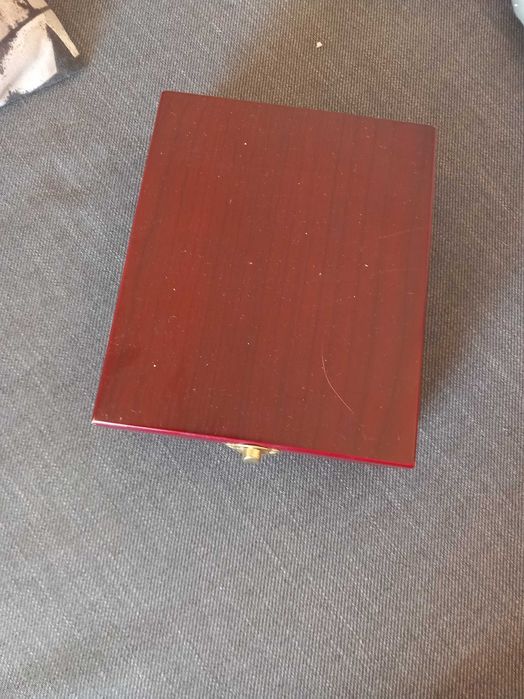 4 czesciowy zestaw do wina