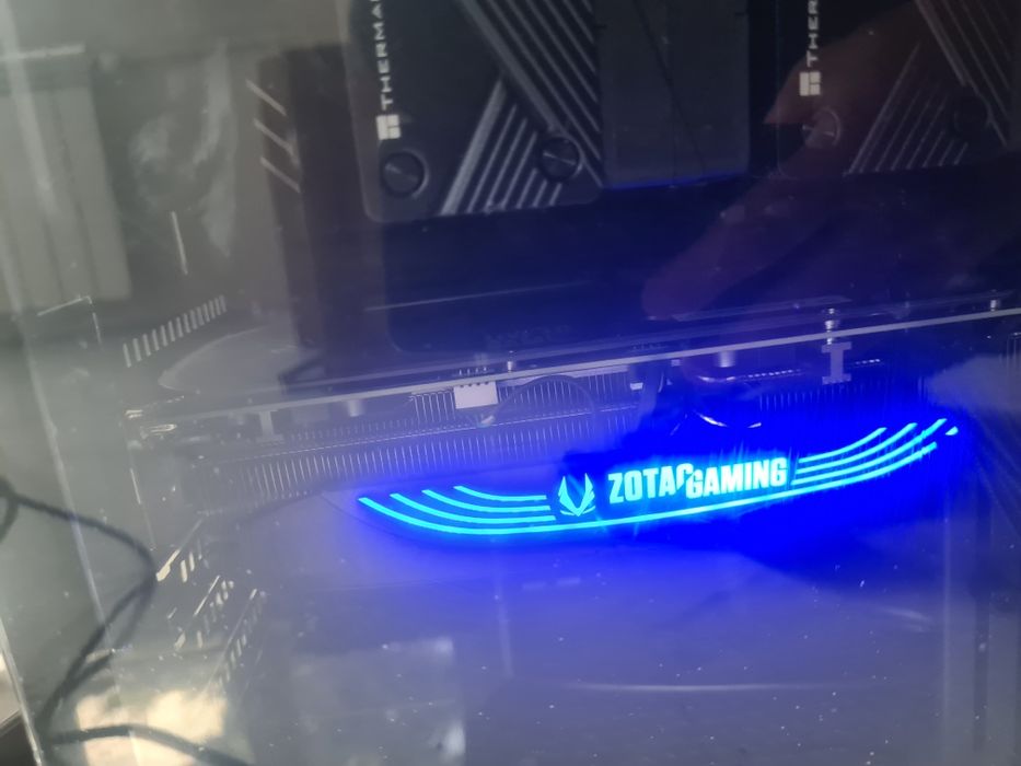 Karta graficzna RTX 4070ti super