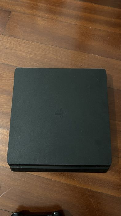 PS4 Pro 1 TB + Acessorios