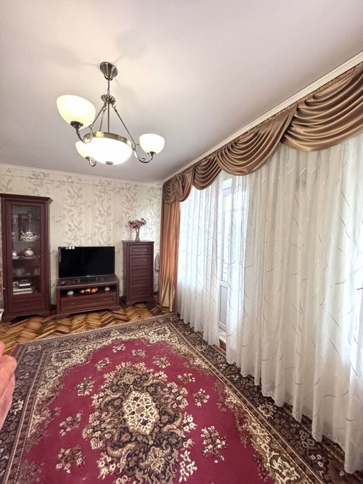 Продается 2 ком квартира в Александровском районе по улице Запорожская