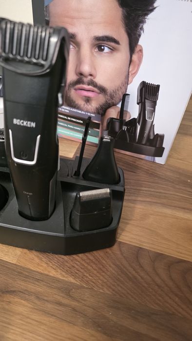 Máquina de barbear Becken