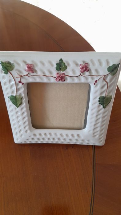 Moldura em louça de Alcobaça