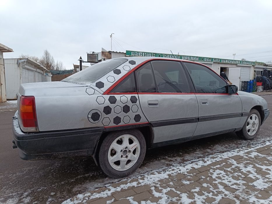 Опель Омега А  2.0і