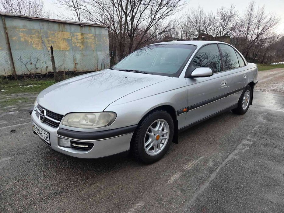 В Ідеальному стані  OPEL OMEGA.