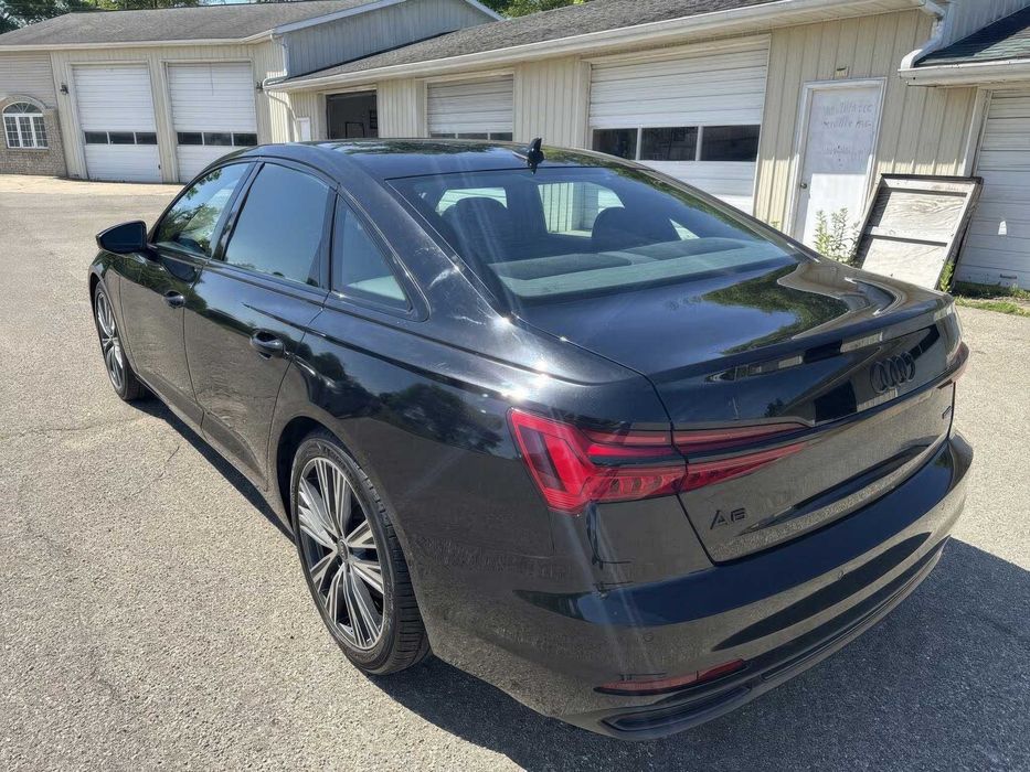 Audi A6 2.0      2023