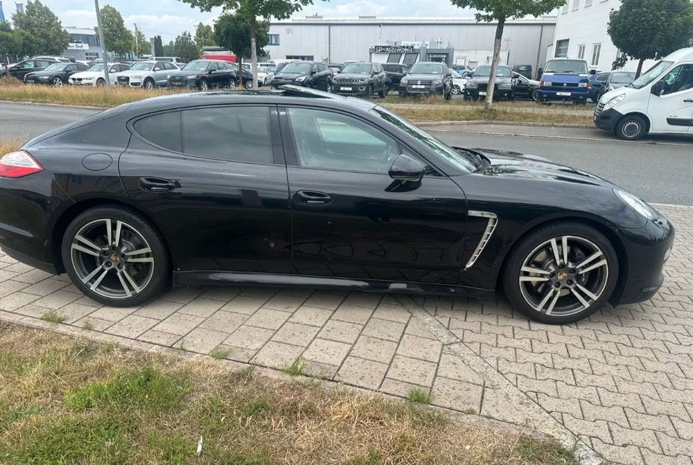 Vendo Porche panamera  diesel  250 cv