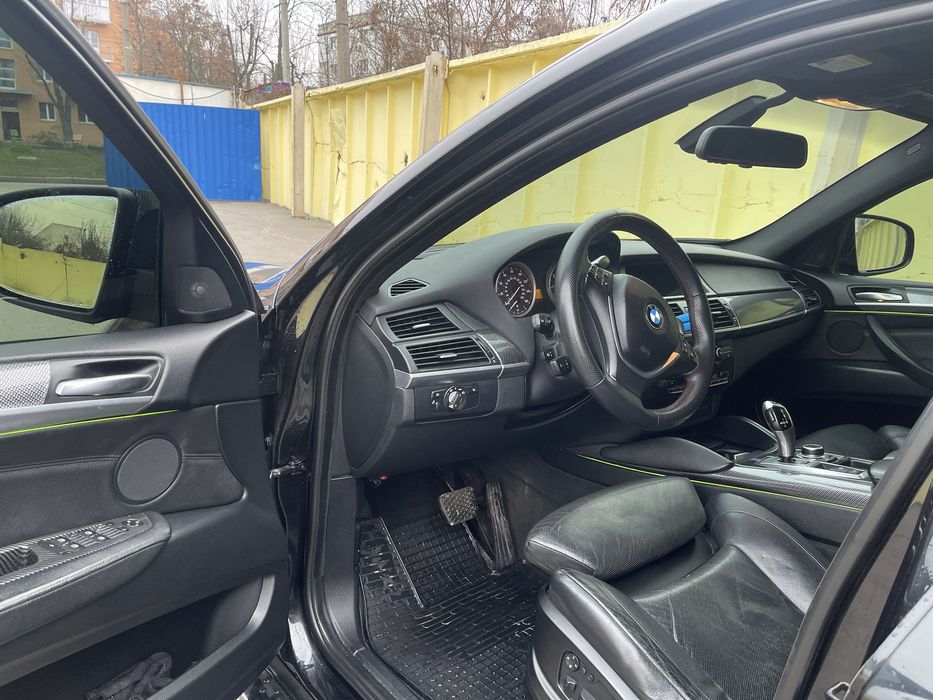 Bmw x6 4,4 v8 50i новый мотор !