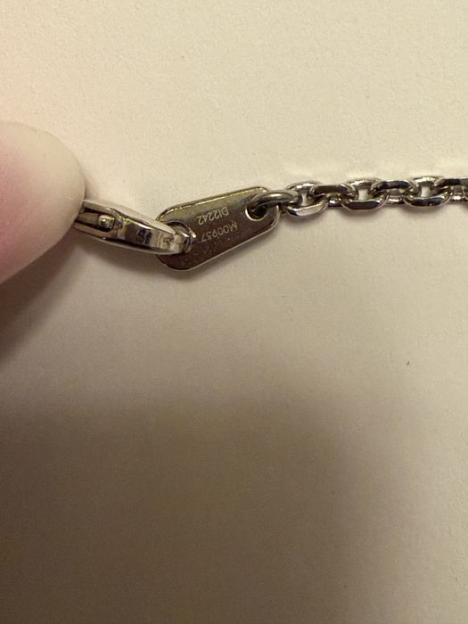 ожерелье Collier LV Dove от Louis Vuitton.