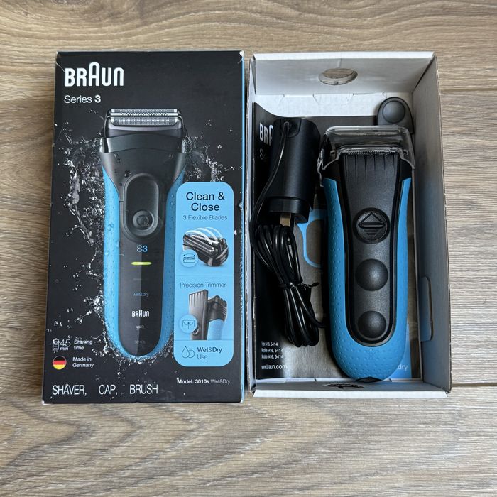 Електробритва Braun Series 3  3010s