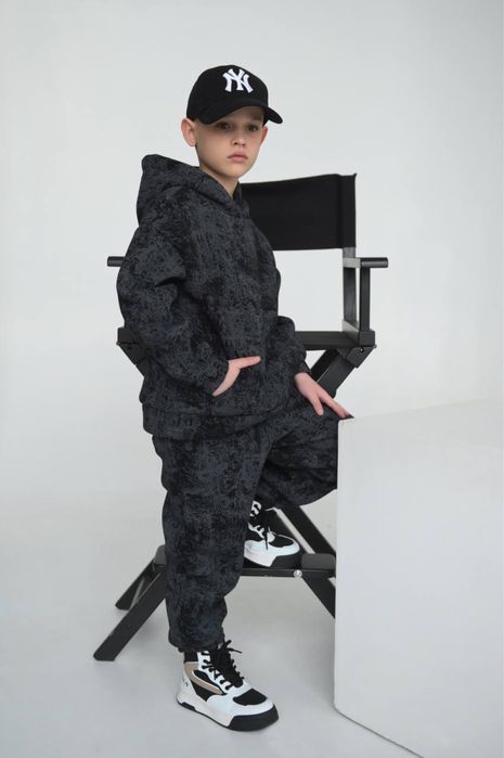 Теплий спортивний костюм фліс хлопчику 122 128 134 140 146 сірий чорни