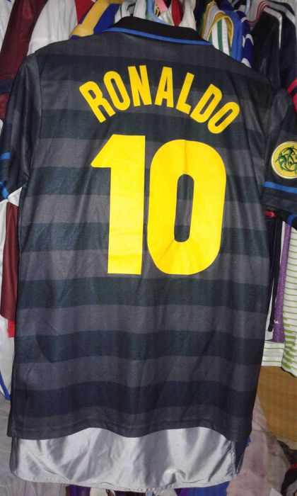 koszulki pilkarskie Inter Ronaldo Barcelona Lech Poznan itp