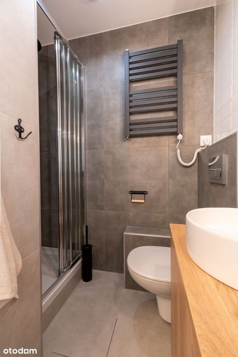 Apartament inwestycyjny 13,8 m² – zrewitalizowana kamienica
