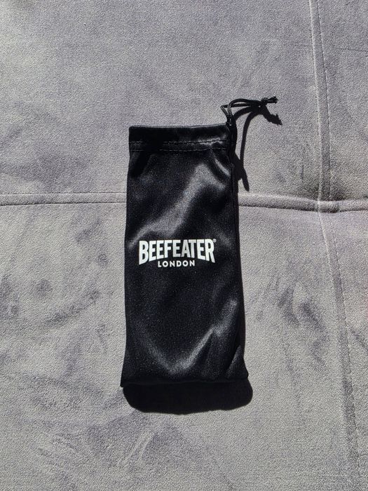 Beefeater London - Czerwone okulary przeciwsłoneczne + materiałowe etui (nowe)