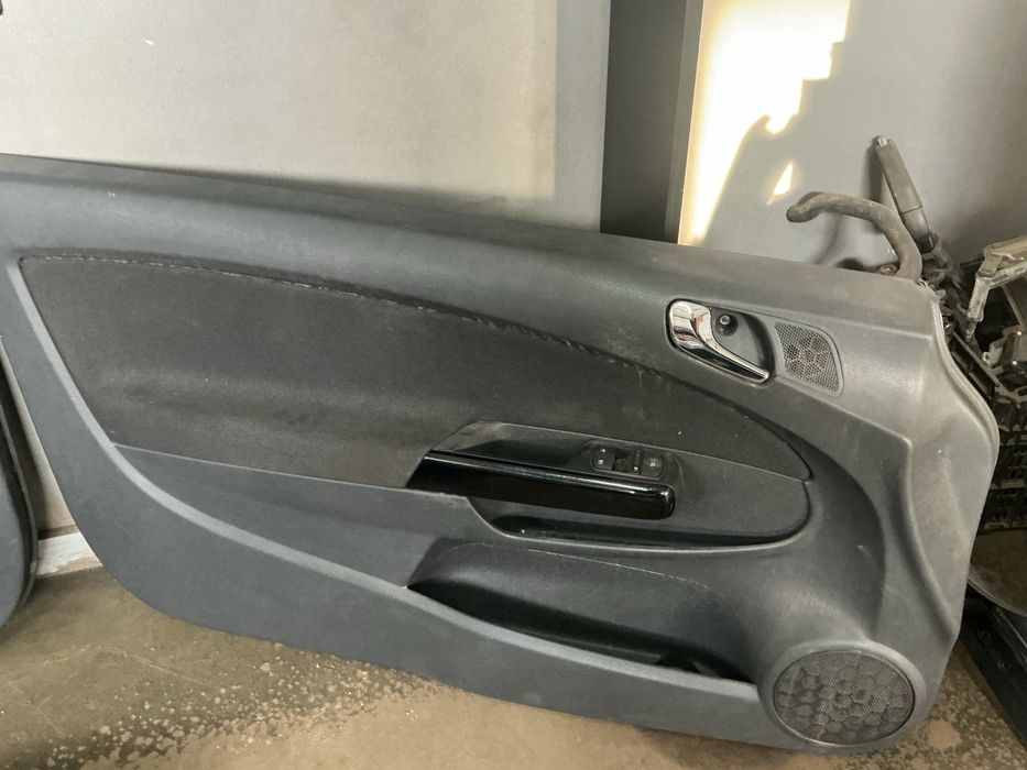 QUARTELAS  OPEL CORSA D ANO 2011