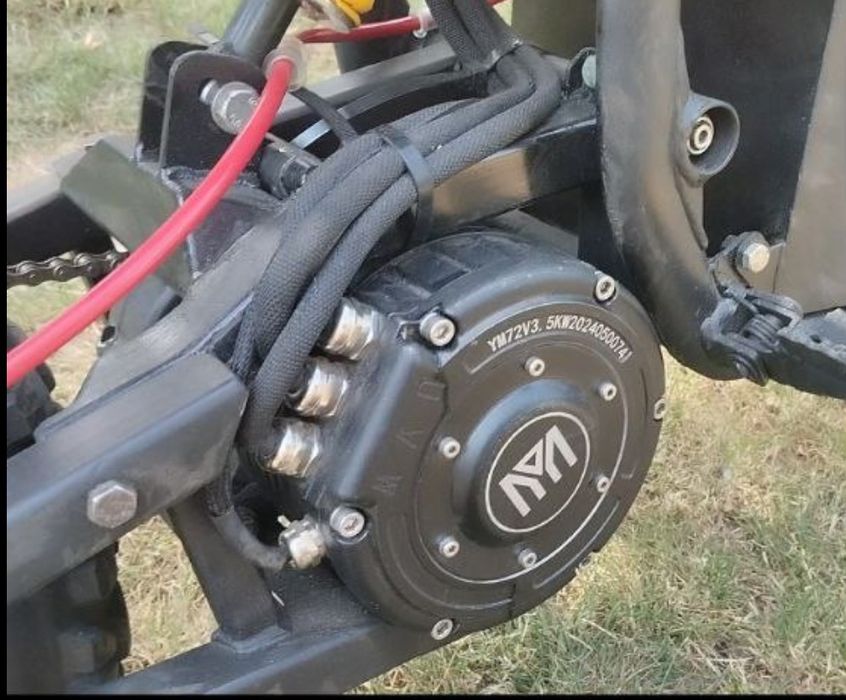 Електромотоцикл ендуро beta