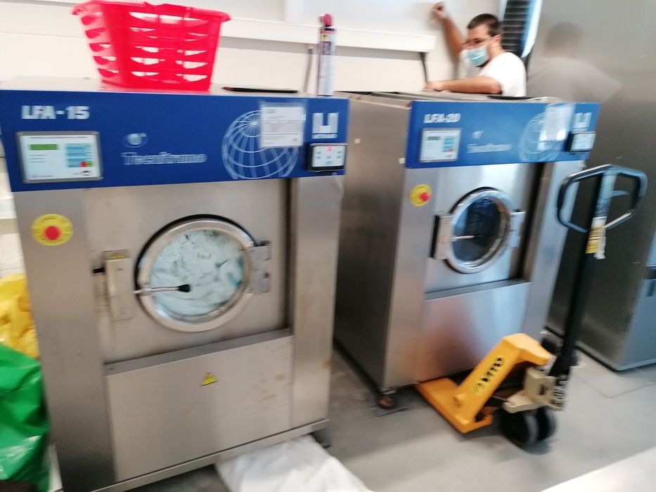 Máquina de lavar roupa industrial 20kg lares e hospitais