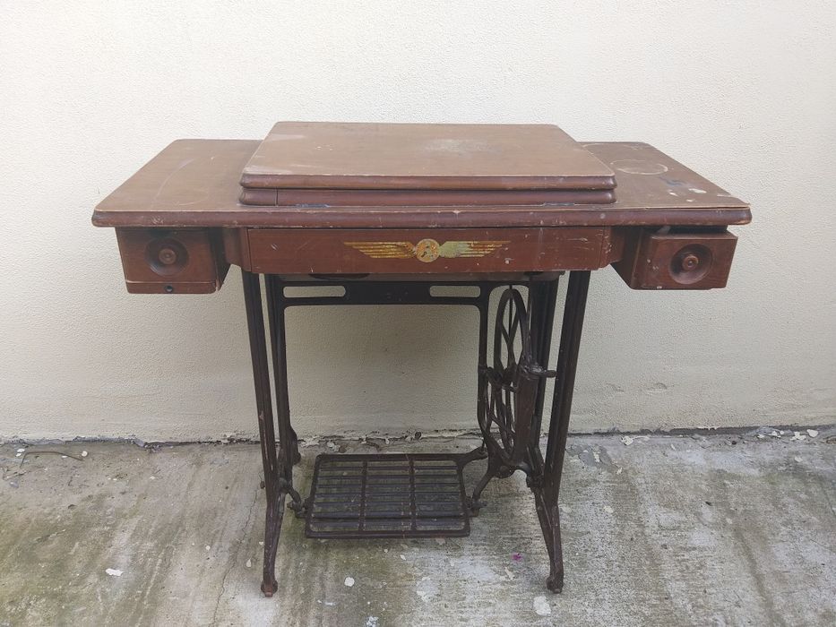 Швейная машинка BUTTERFLY, Китай 60х годов