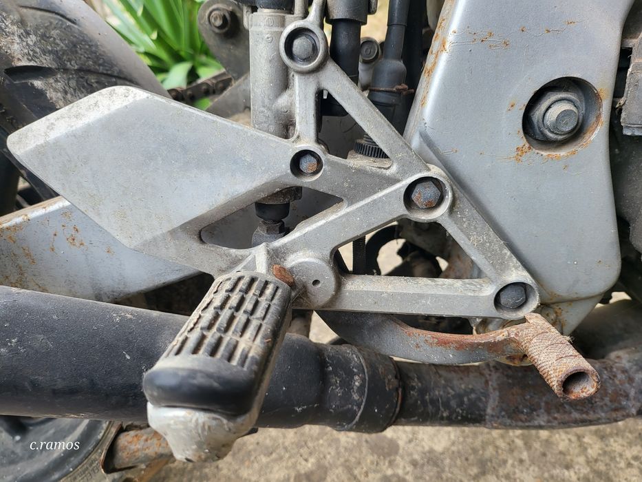 Peças usadas Honda CBR 600F e kawazaki zzr 600 98