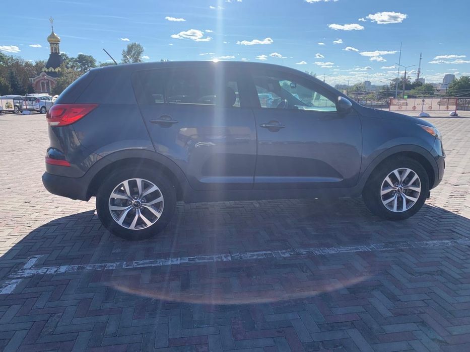 Kia Sportage 2013 VIN KNDPB3AC6E7549557 фото оголошення 4 з 8