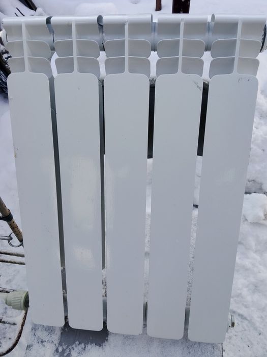 Радіатор опалення алюміній