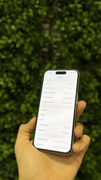 Apple iPhone 15 Pro 128Gb Cinza - Pague em 18x