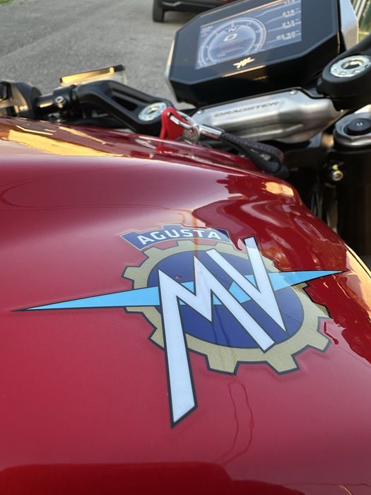 MV Agusta 800R Deagster
