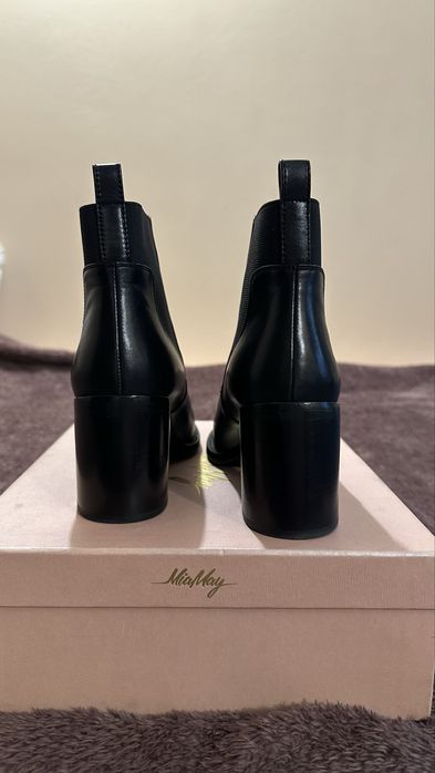 Ботильйони, ботинки, черевики Miraton, Attizzare