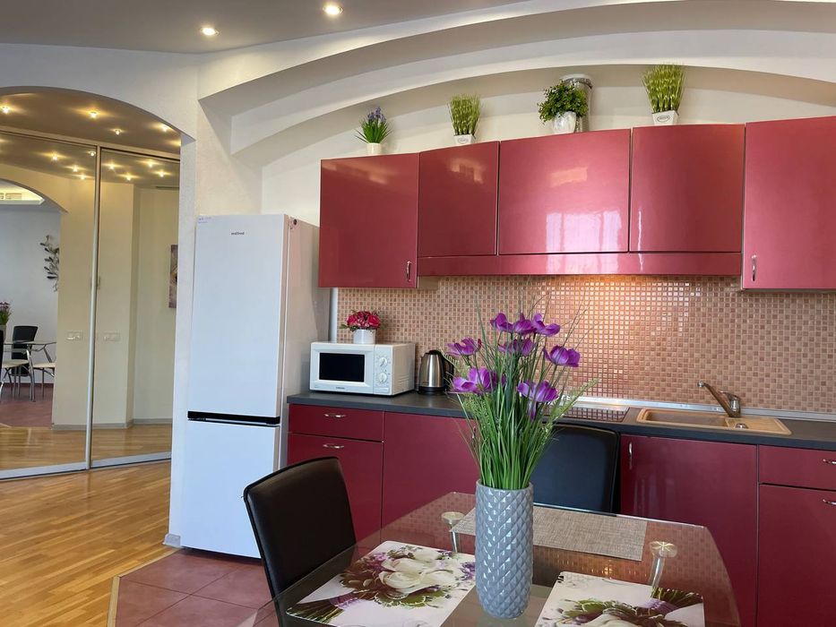 Квартира погодинно, подобово 2 кв в Мост сіті