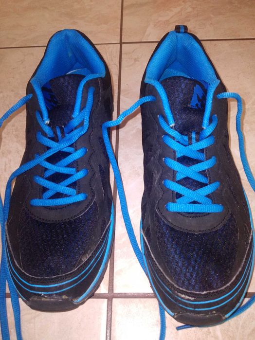 Buty Elbrus męskie. Rozm. 43.