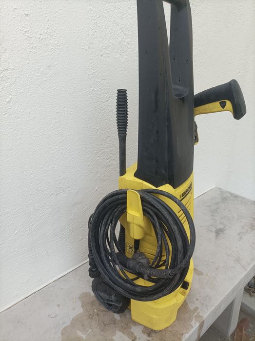 Máquina pressão Karcher