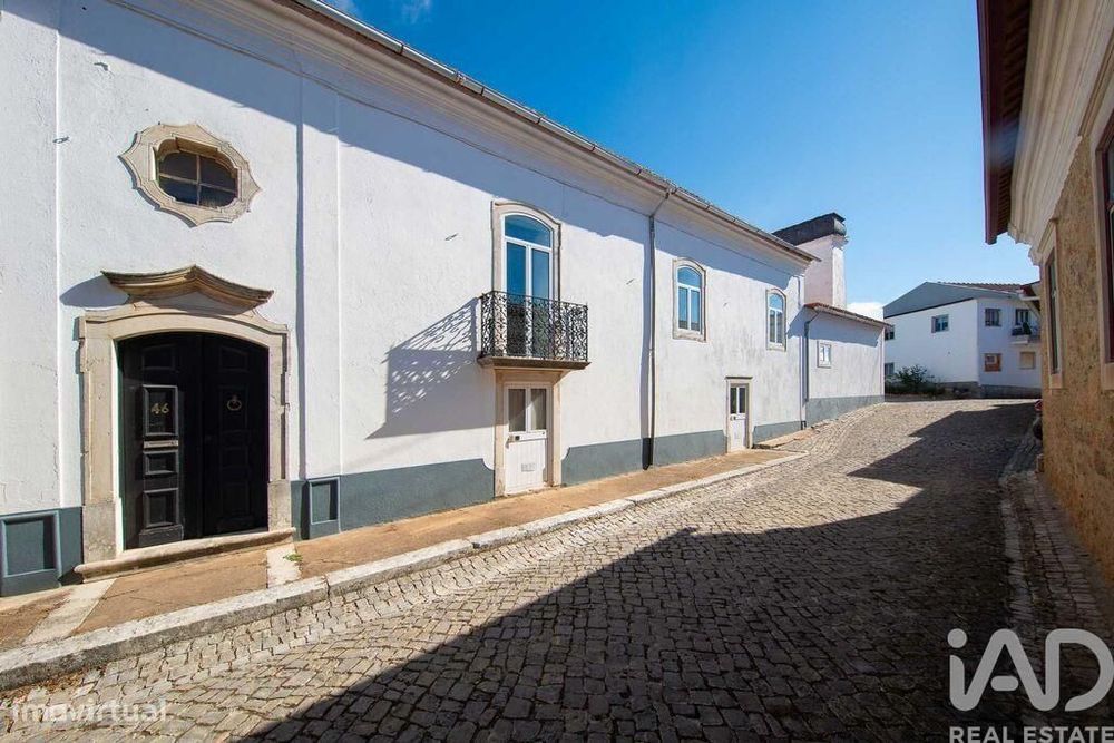 T6 House / Villa in Alvorge, 351.31 m2