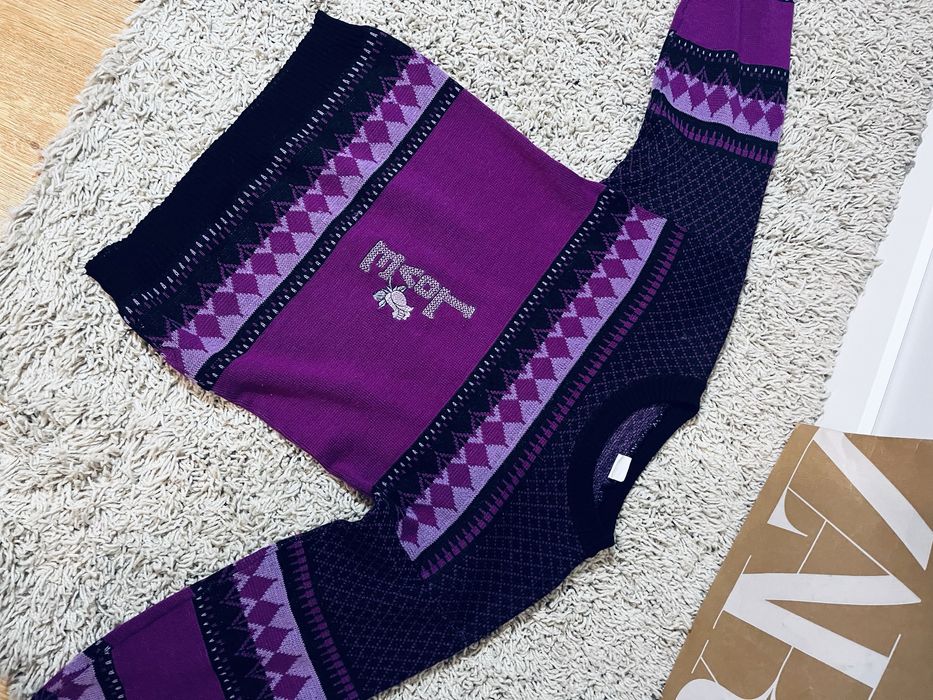 Piekny sweter dzieciecy 140 zimowy