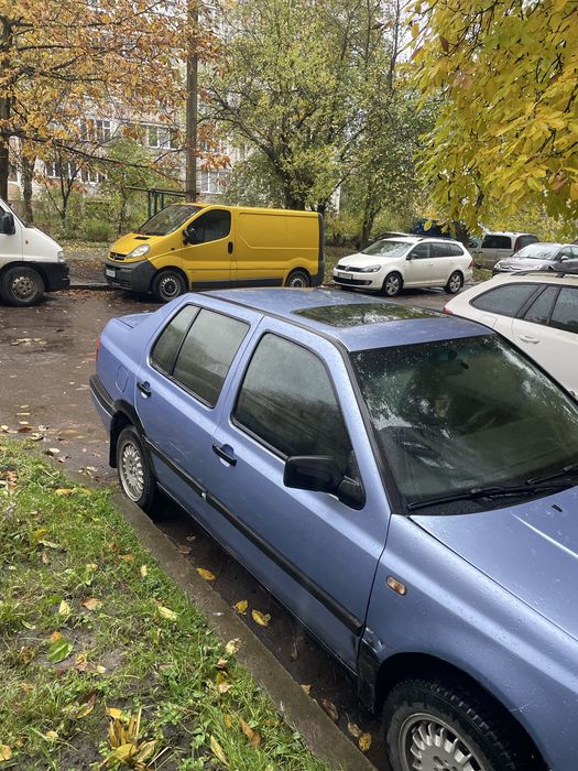 Продам Volkswagen Vento 1993