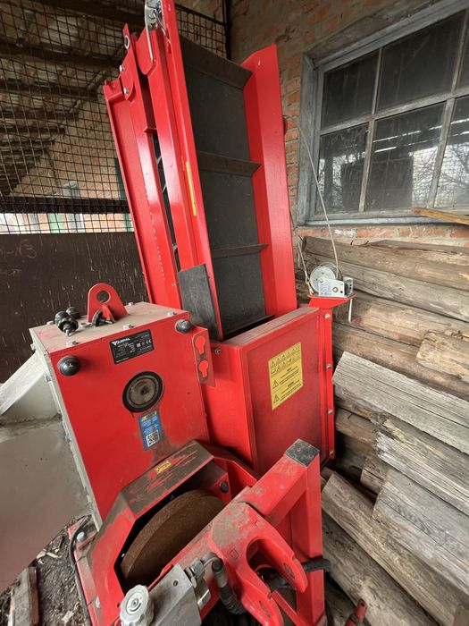 Подрібнювач гілок, дробарка ARPAL AM-200ТР-К