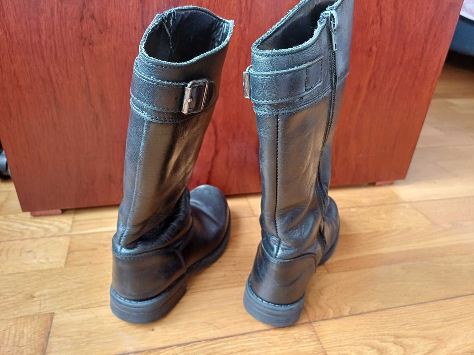 Botas pretas menina N. 32