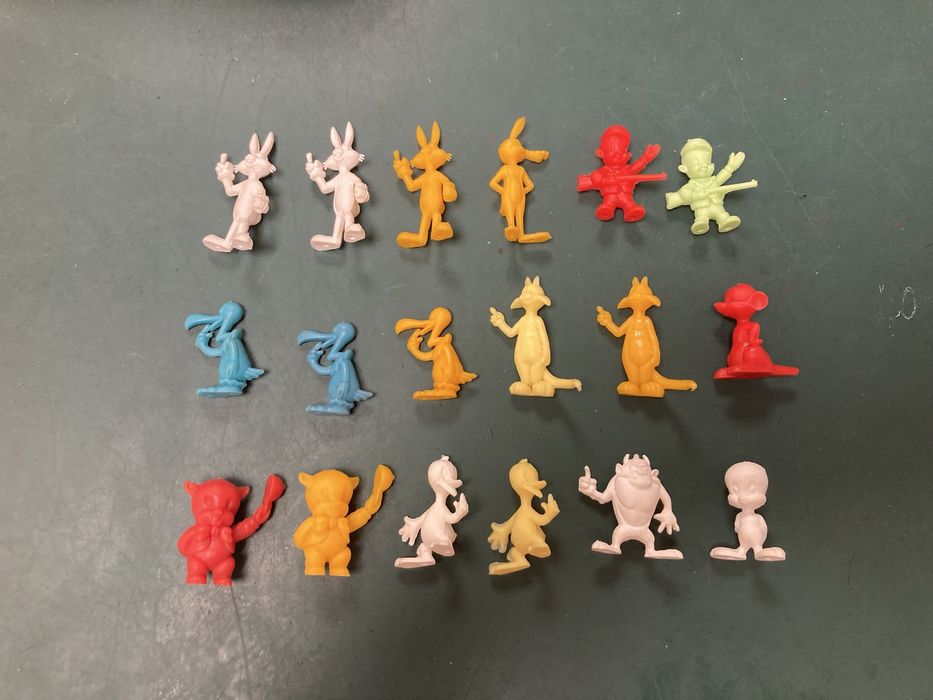 Brinquedos Conjunto 18 Figuras W.B.P.