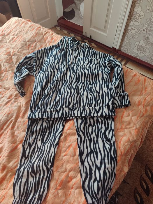 Спортивний флісовий костюм