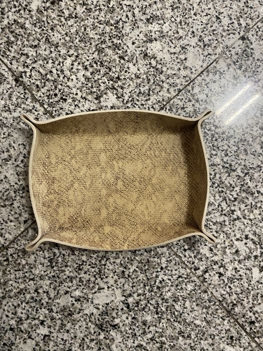 Despeja bolsos em pele