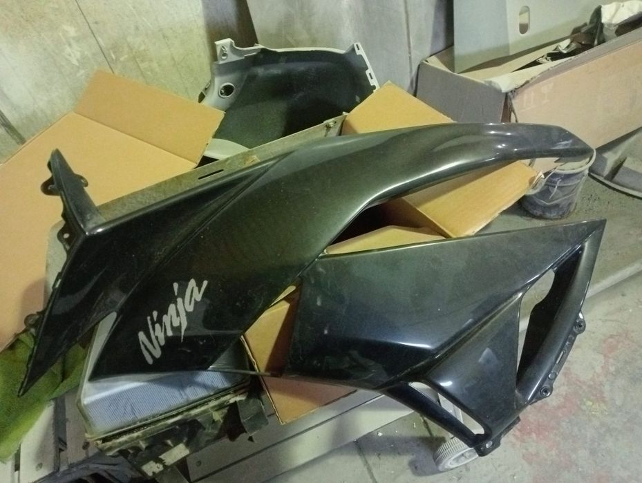 Carenagem Kawasaki ninja