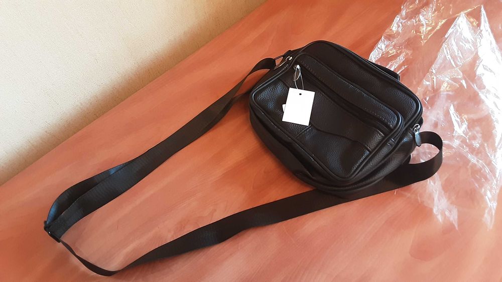 Чоловіча сумка,барсетка 21×18 см Натуральна шкіра Нова